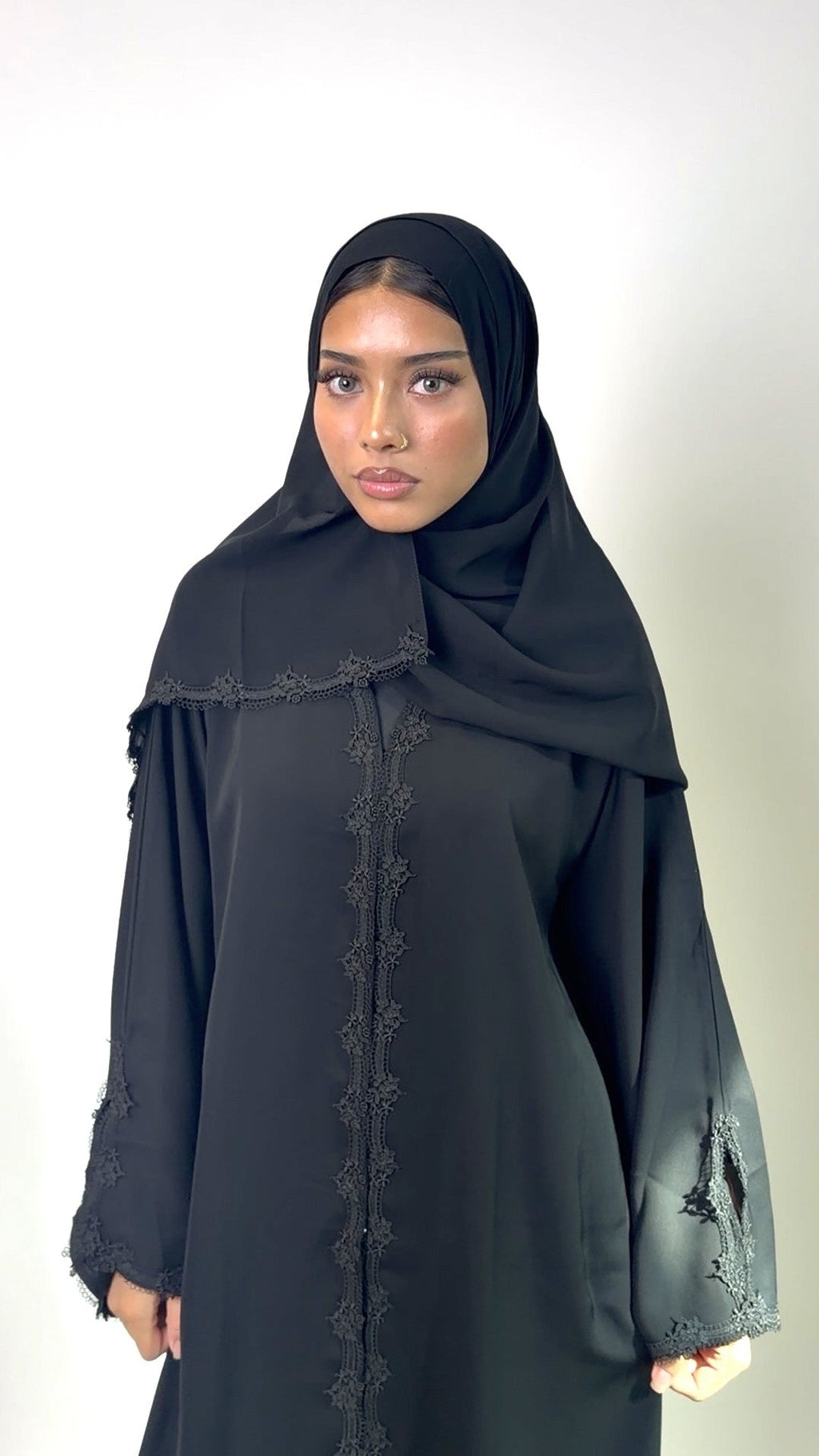 Black Rosette Lace Abaya