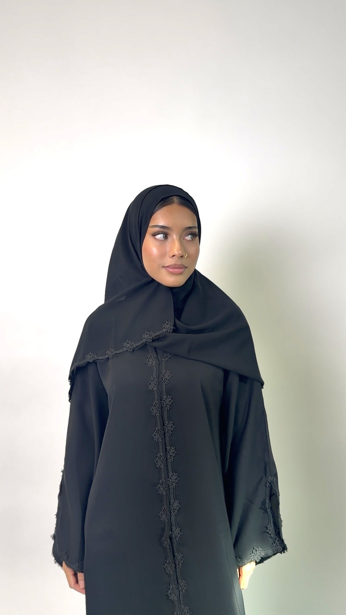 Black Rosette Lace Abaya
