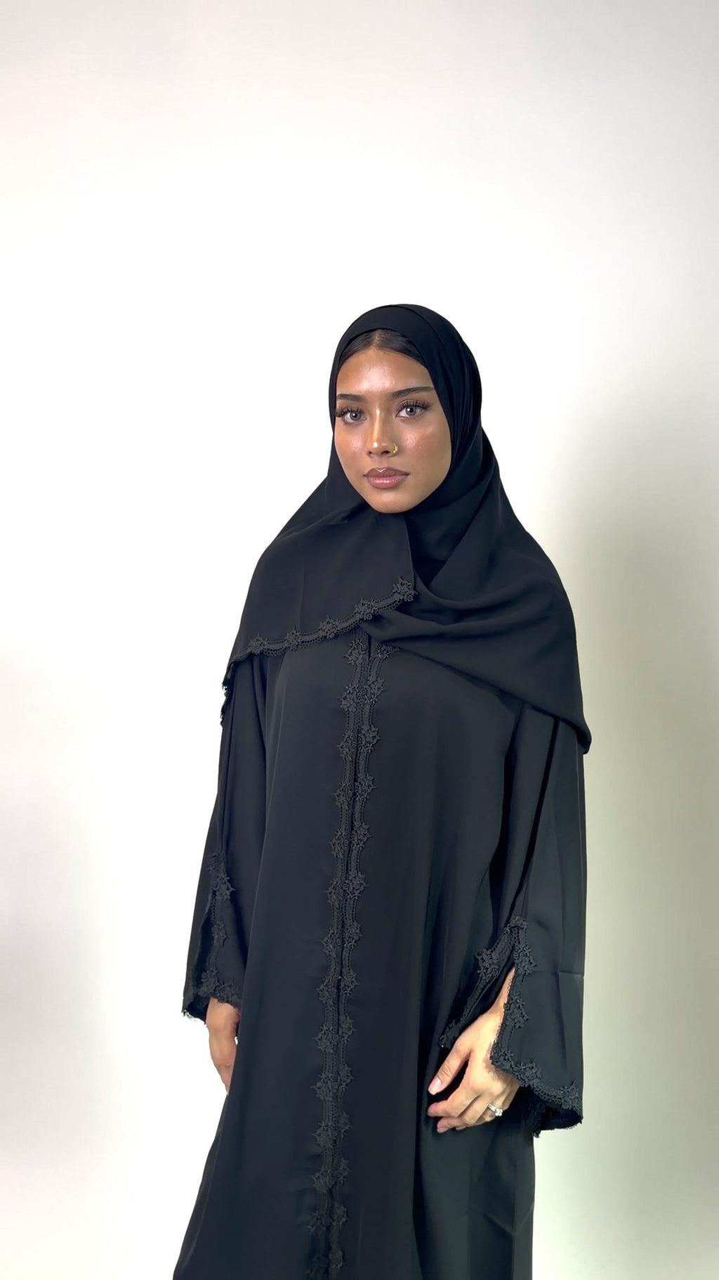 Black Rosette Lace Abaya