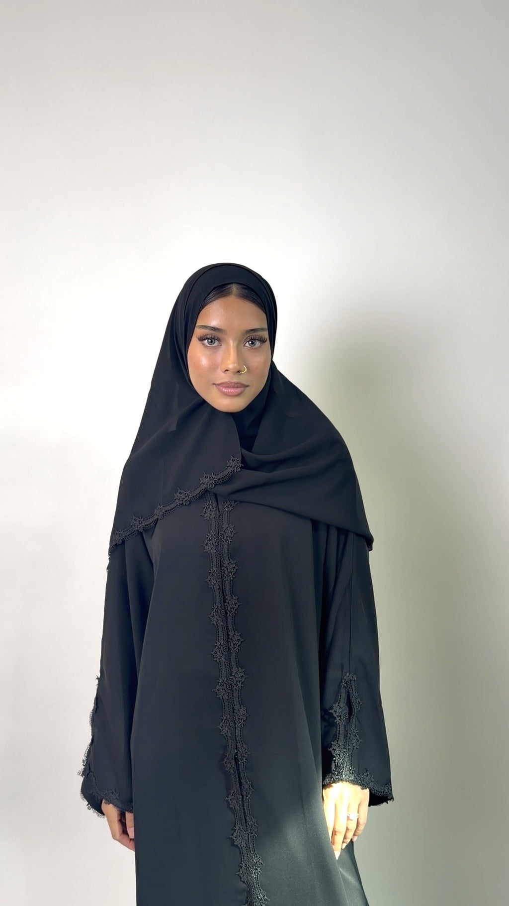 Black Rosette Lace Abaya